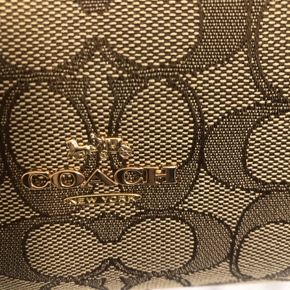 Coach Authentic Crossbody/Shoulder Bag - Picture 9 of 9